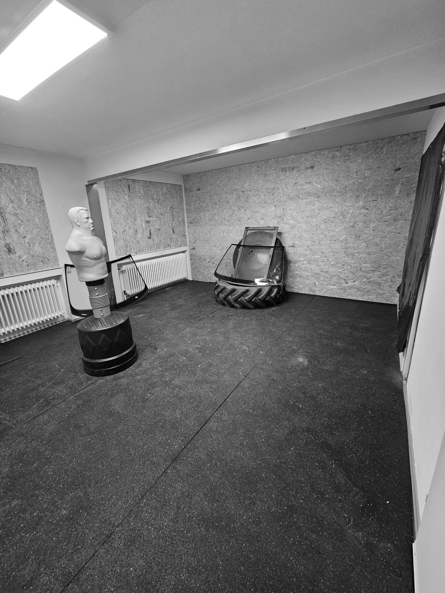 Raum Pink – Keramik und Kleinmöbel & Dummy-Action für maximal 2 Personen